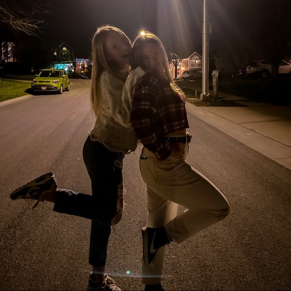 Meet your Posher, Morgan - Picture 1 of 1